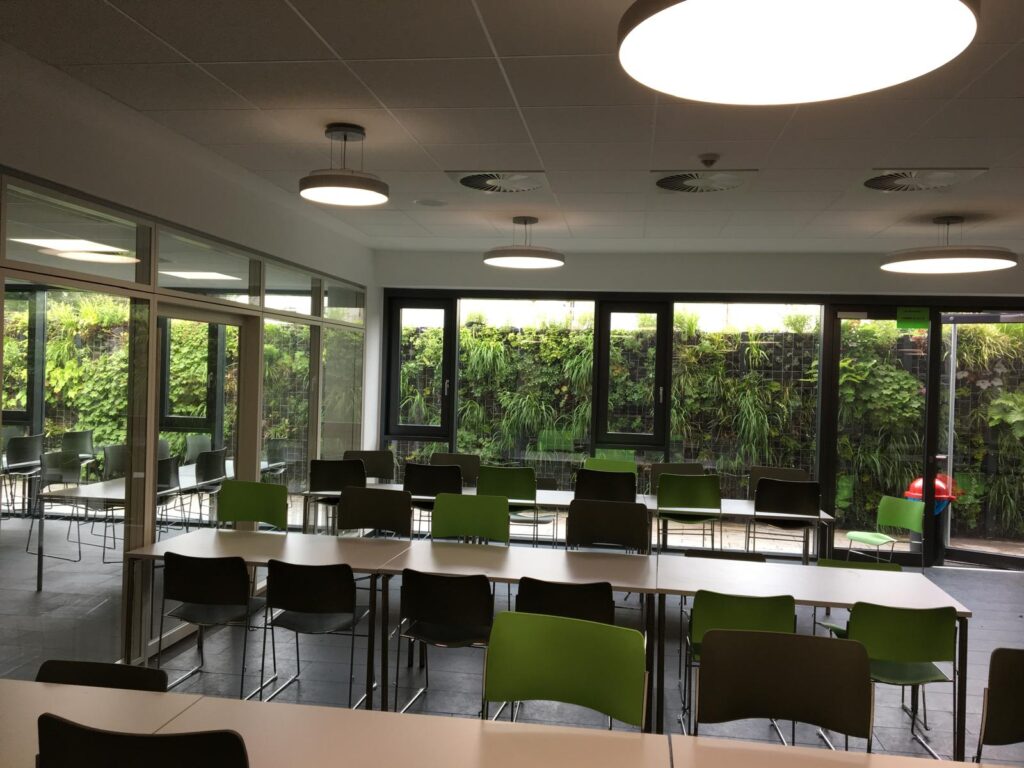 Vertikaler Garten Mannheim Q6Q7